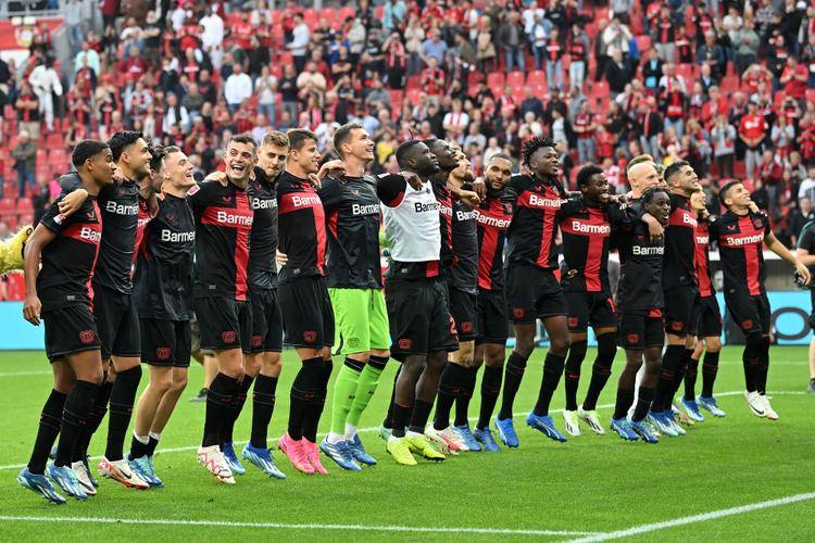 今晨突围战来临,阿贾克斯围绕德国杯战术微调,话题不断,轮换策略成焦点的简单介绍 今晨突围战来临,阿贾克斯围绕德国杯战术微调,话题不断,轮换策略成焦点的简单介绍